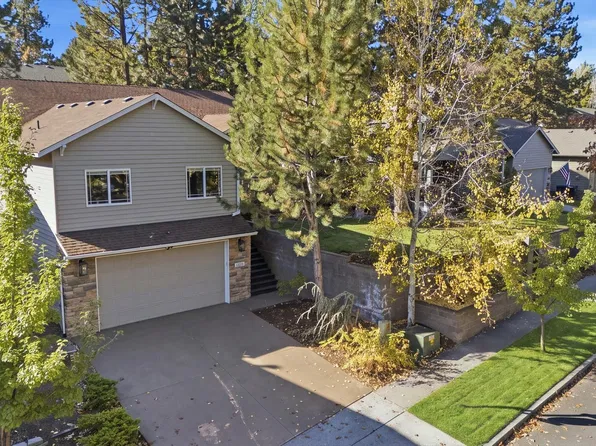 19951 Cliffrose Dr, Bend, OR 97702