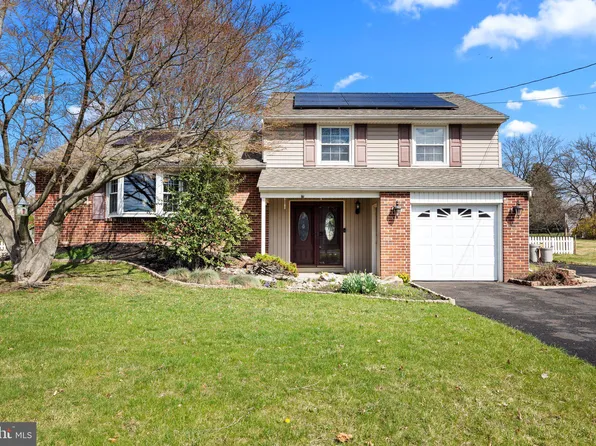 81 Deerpath Rd, Southampton, PA 18966