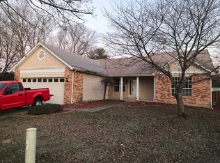 3844 Melstone Ct, Florissant, MO 63034