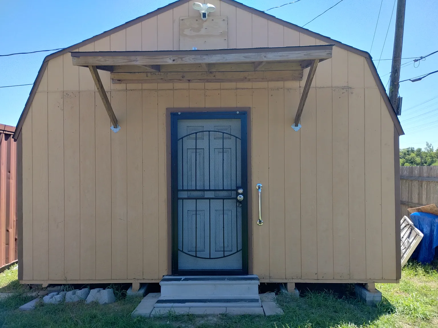 Studio, 250 sqft, $1,000 — Photo 2