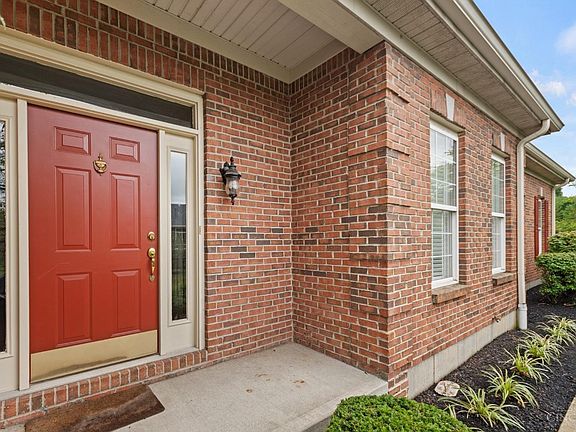 3rd image of 11658 Chancery Ln