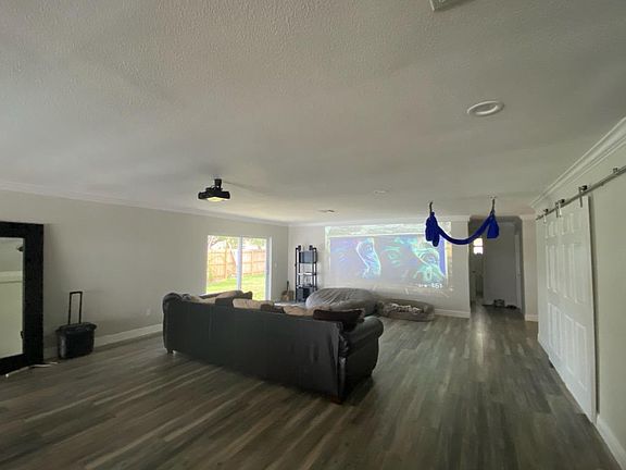 3rd image of 1722 Lake Osborne Dr