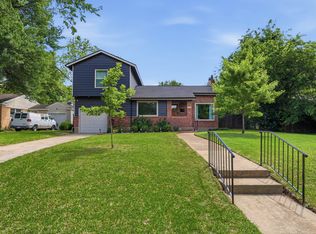 215 Varsity Cir, Arlington, TX 76013