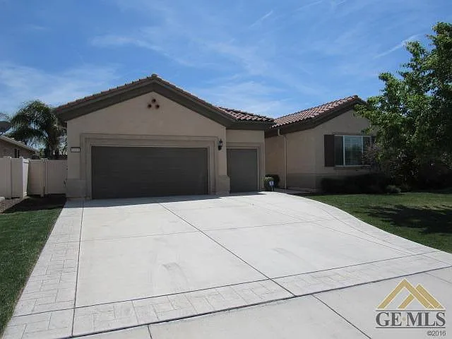 14101 Sandstone Peak Dr photo 1