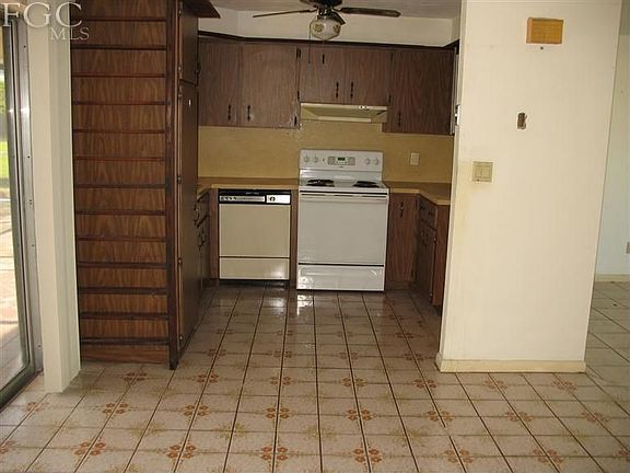 4th image of 3505 Santa Barbara Blvd