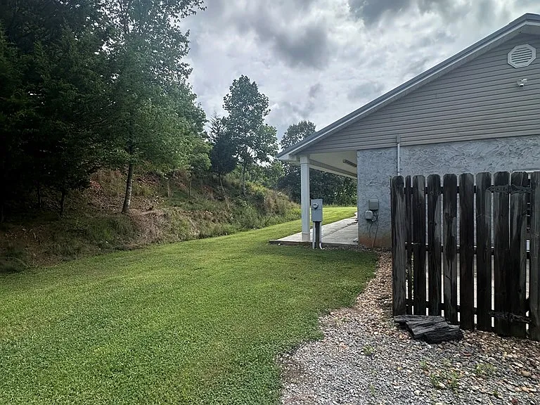 1932 Mill Creek Rd — Photo 5