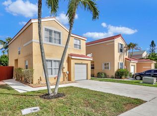 6185 Mohawk Ter, Pompano Beach, FL 33063