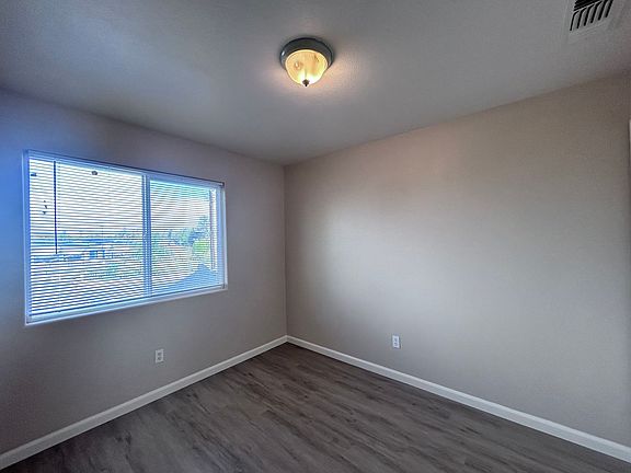 5th image of 1319-1321 Bell St