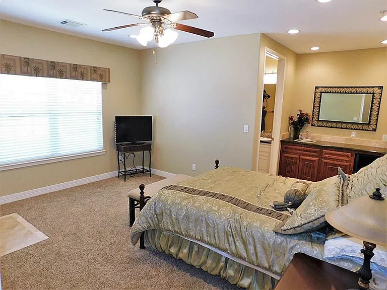 7039 Kingston Cove Ln #205 — Photo 8
