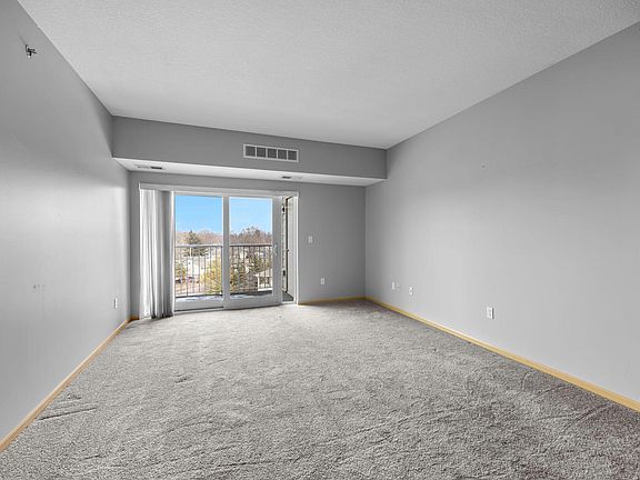 5th image of 601 Levander Way APT 316