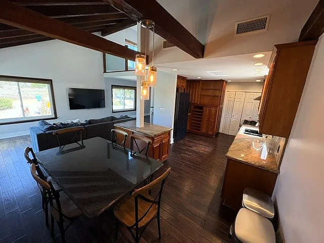 4bd+3bth three story Ocean and Sunset view home — Photo 4