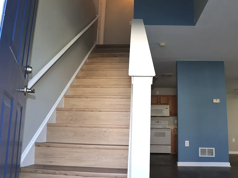 44 Courtyard Dr — Photo 19