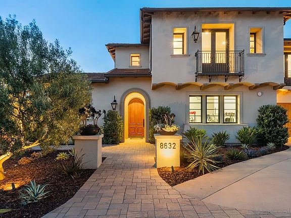 2nd image of 8632 Via Rancho Cielo