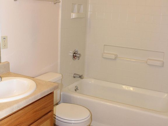 5th image of 4501 W Juniper Dr