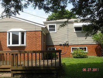3rd image of 31808 Eiffel Ave