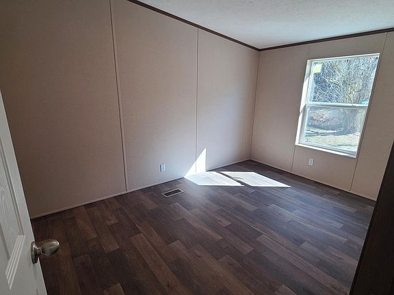 5th image of 251 Bellebrook Dr