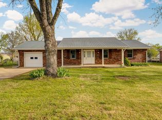 1025 Fowler Rd, Lebanon, MO 65536