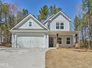 5201 Gum Creek Dr, Loganville, GA 30052