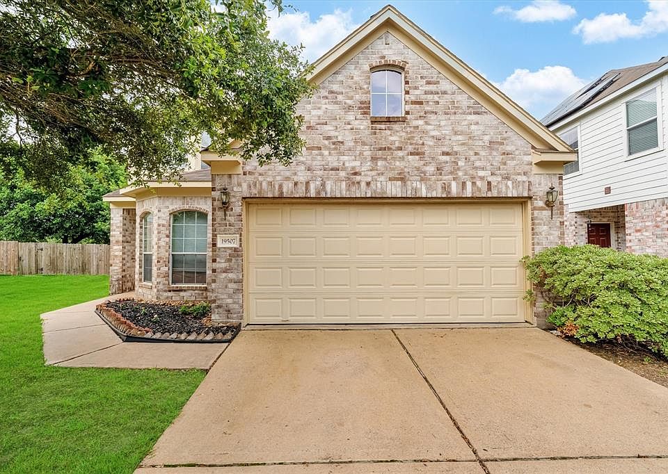 1st image of 19507 Jackson Brook Way