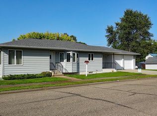 605 2nd Ave S, Wishek, ND 58495