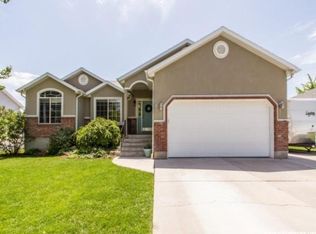 1071 W 350 S, Layton, UT 84041