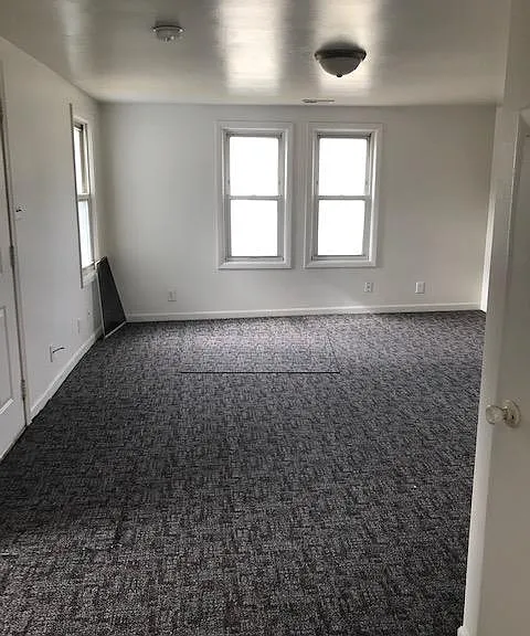 1102 E Michigan Blvd #B — Photo 3