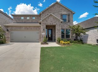 2823 Silver Leaf Dr, Argyle, TX 76226