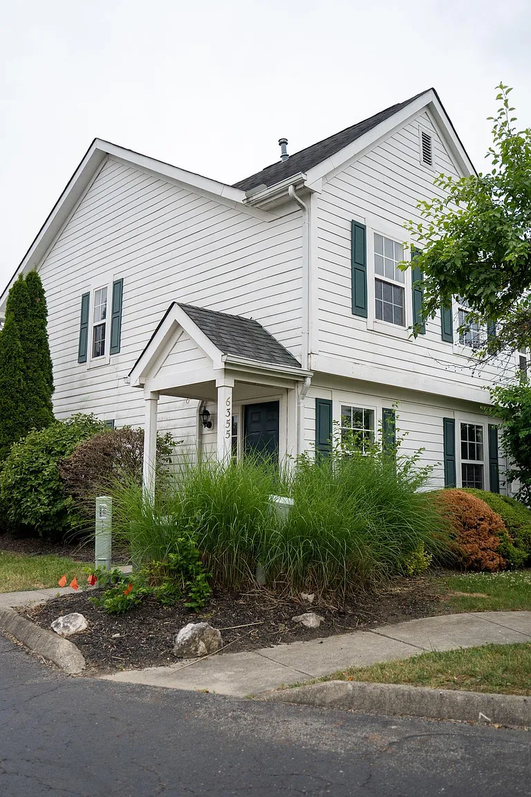 6355 Riverview Loop photo 1