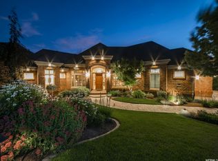 458 E Hidden Lake Dr, Bountiful, UT 84010