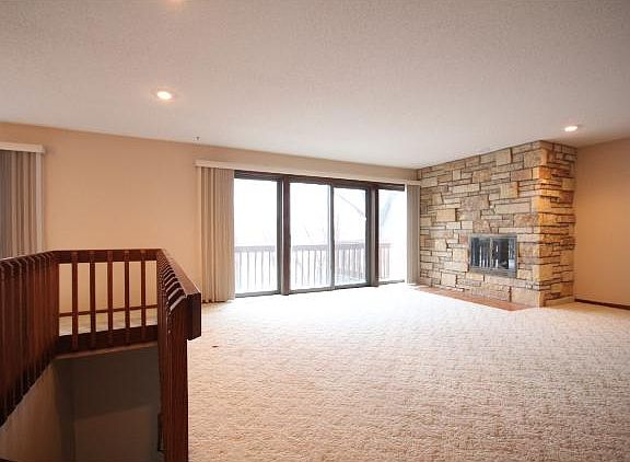 2nd image of 62473 Shorewood Ln