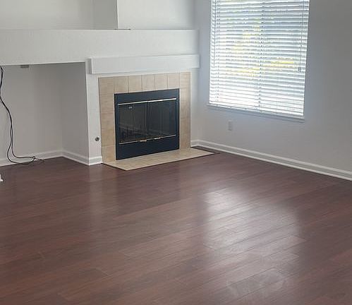 4th image of 32717 Amethyst Way