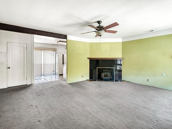 3rd image of 25 Redding Way