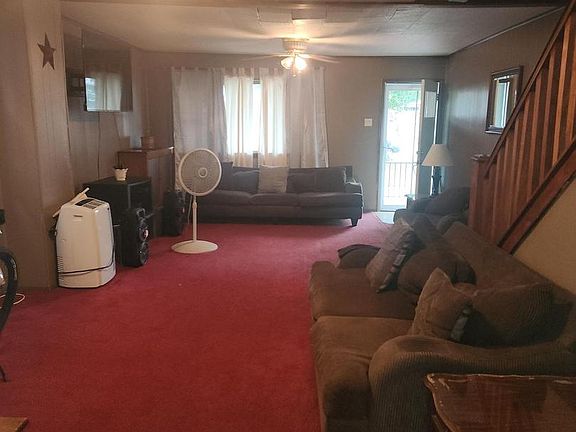 3rd image of 406 Parkway