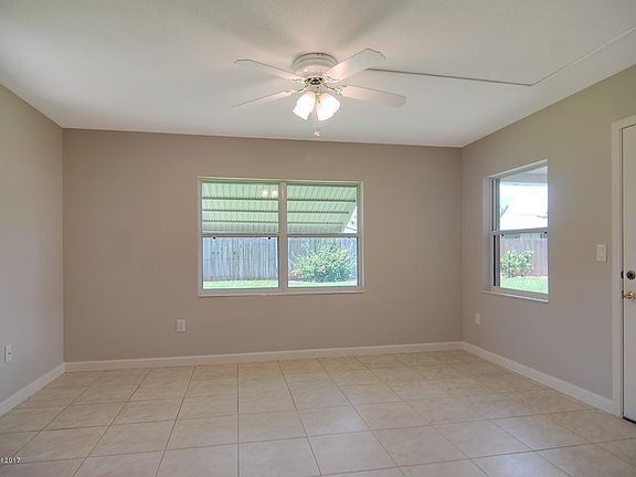 5th image of 244 Curacau Dr