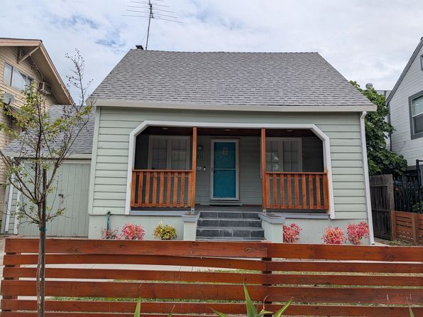 2711 V St