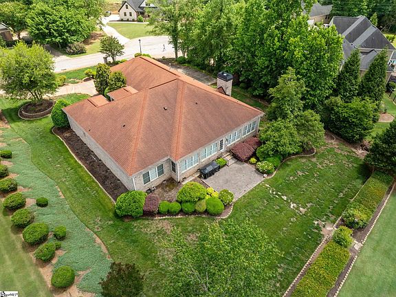 4th image of 306 Glinda Ann Ct