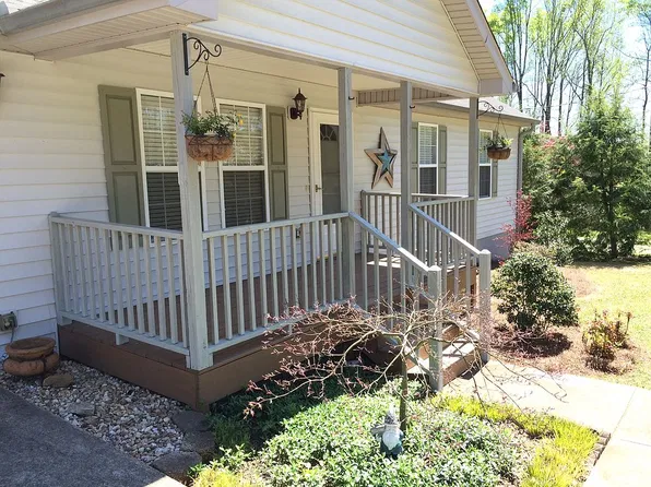 3505 Lakeside Ln, Cumming, GA 30040