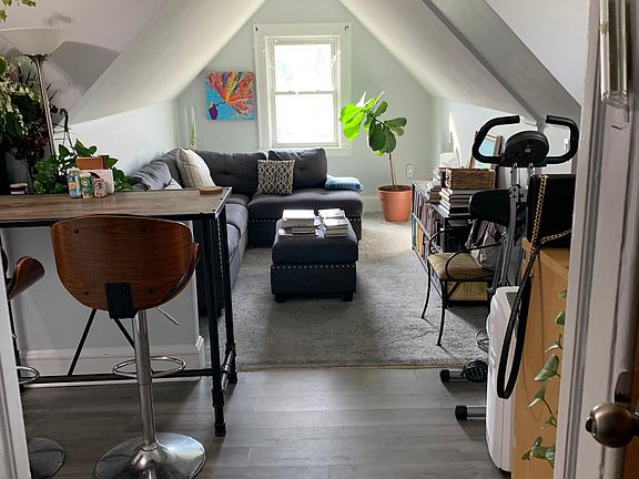 4th image of 482 Oakland Ave Floor 2