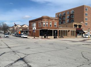 3745 Prairie Ave #1, Brookfield, IL 60513