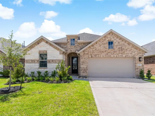 2131 Villa Flora Ln, Friendswood, TX 77546