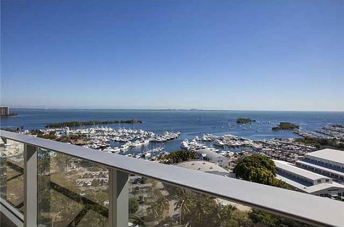 1st image of 2627 Bayshore Dr #1902