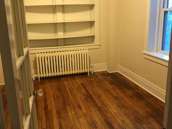 4th image of 572 Park Ave #1