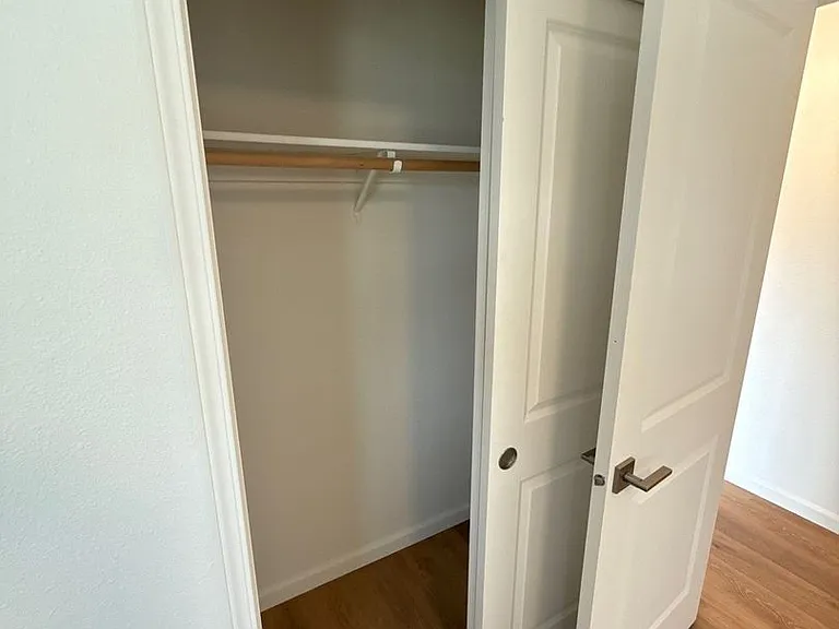3641 Cherrylawn Ct NE — Photo 14