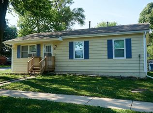 495 New Haven Ave, Aurora, IL 60506