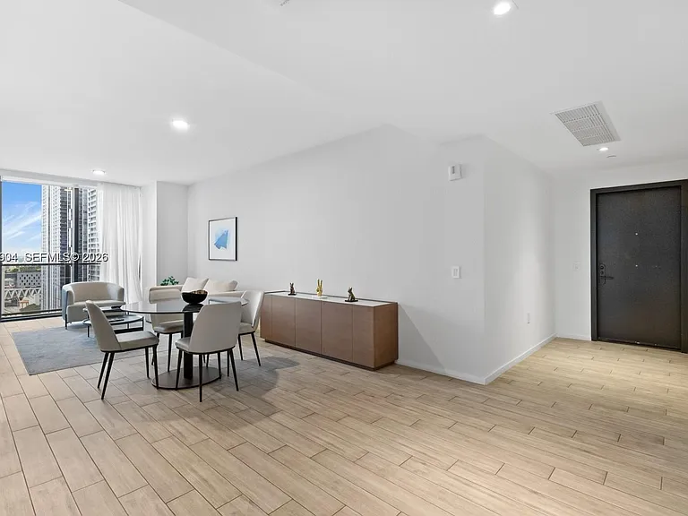398 NE 5th St #1518 — Photo 15