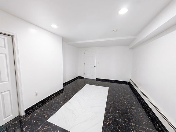 5th image of 22 Jones St #1
