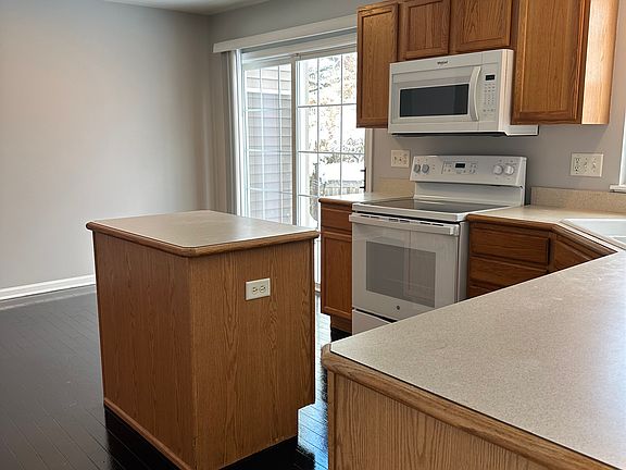 3rd image of 39153 Welsh Ln