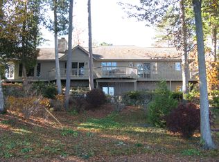9281 E Point Dr, Empire, MI 49630
