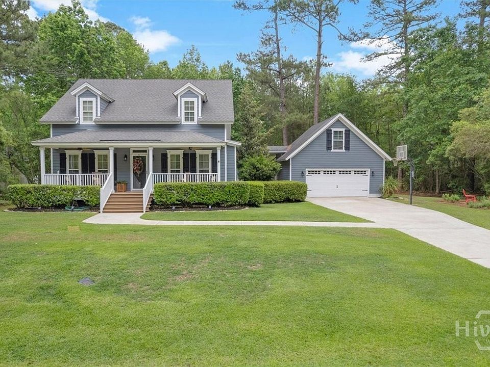 1st image of 521 Bothwell Drive