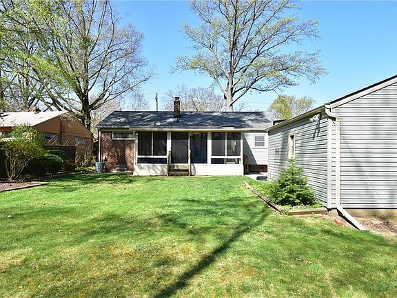 2nd image of 549 Woodlane Dr
